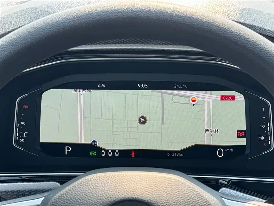 Volkswagen Exploring the shadow