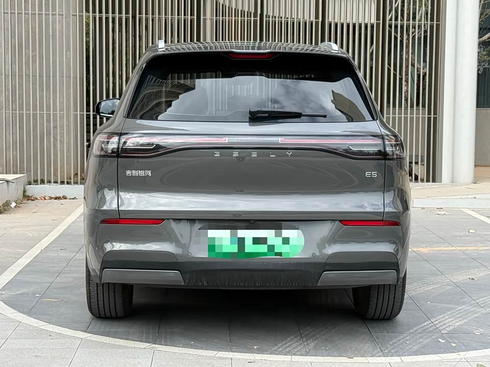 Geely Galaxy Galaxy E5