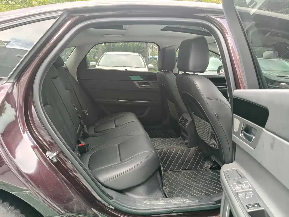Jaguar XFL Jaguar XFL
