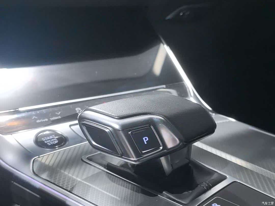 Audi A6L, 2023 16