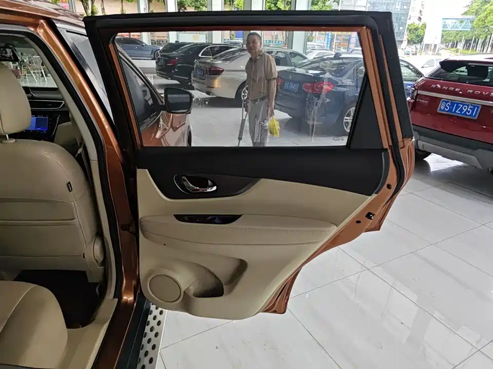Nissan Qijun Nissan Qijun