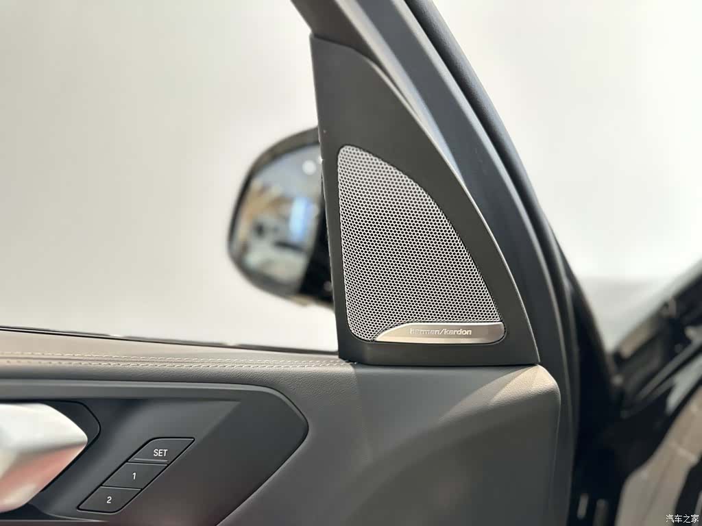BMW X5, 2024 22