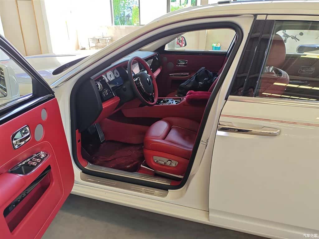 Rolls-Royce Ghost, 2018 2