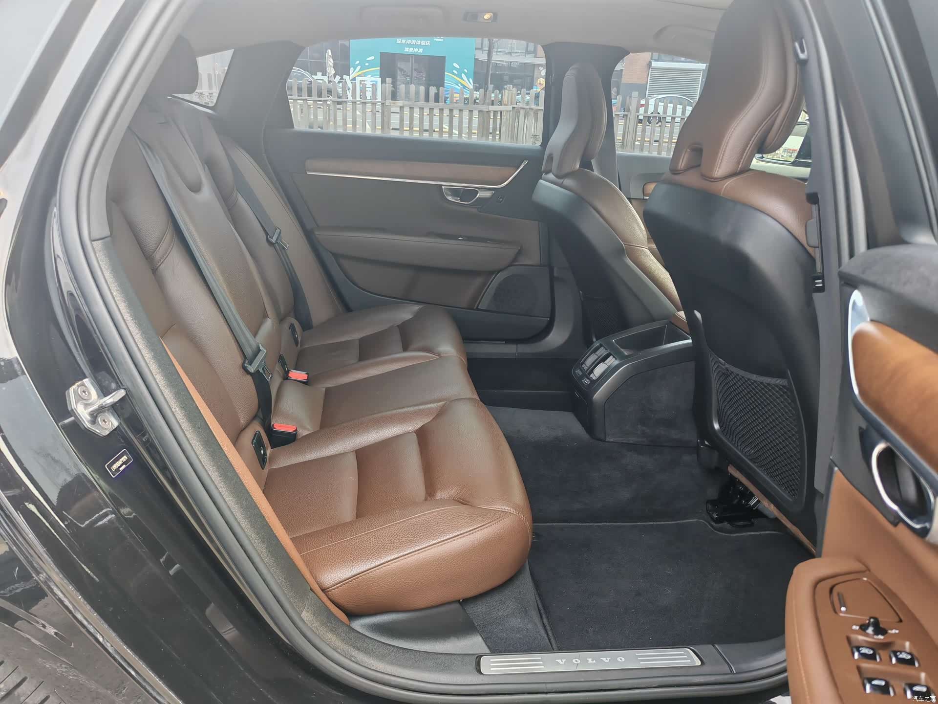 Volvo S90, 2019 23