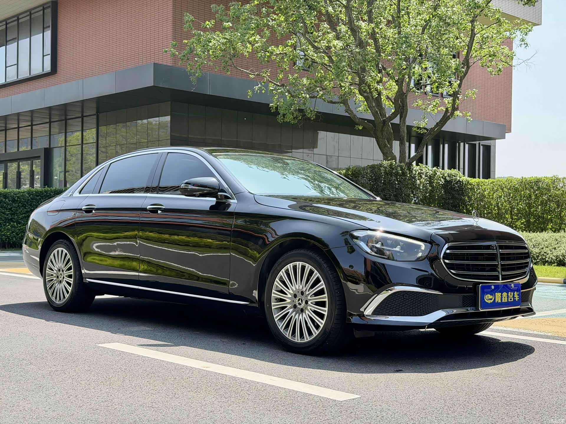 Mercedes-Benz E-Class, 2022 12