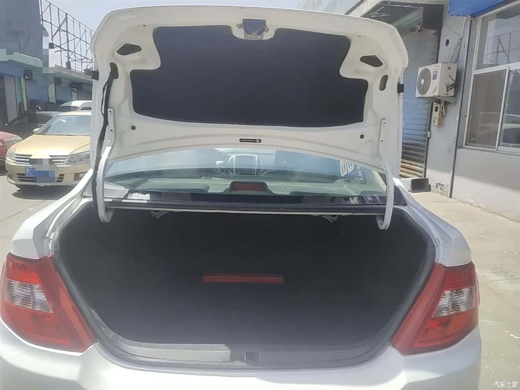 BYD F3, 2019 19