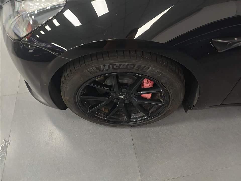 Tesla Model 3 Tesla Model 3