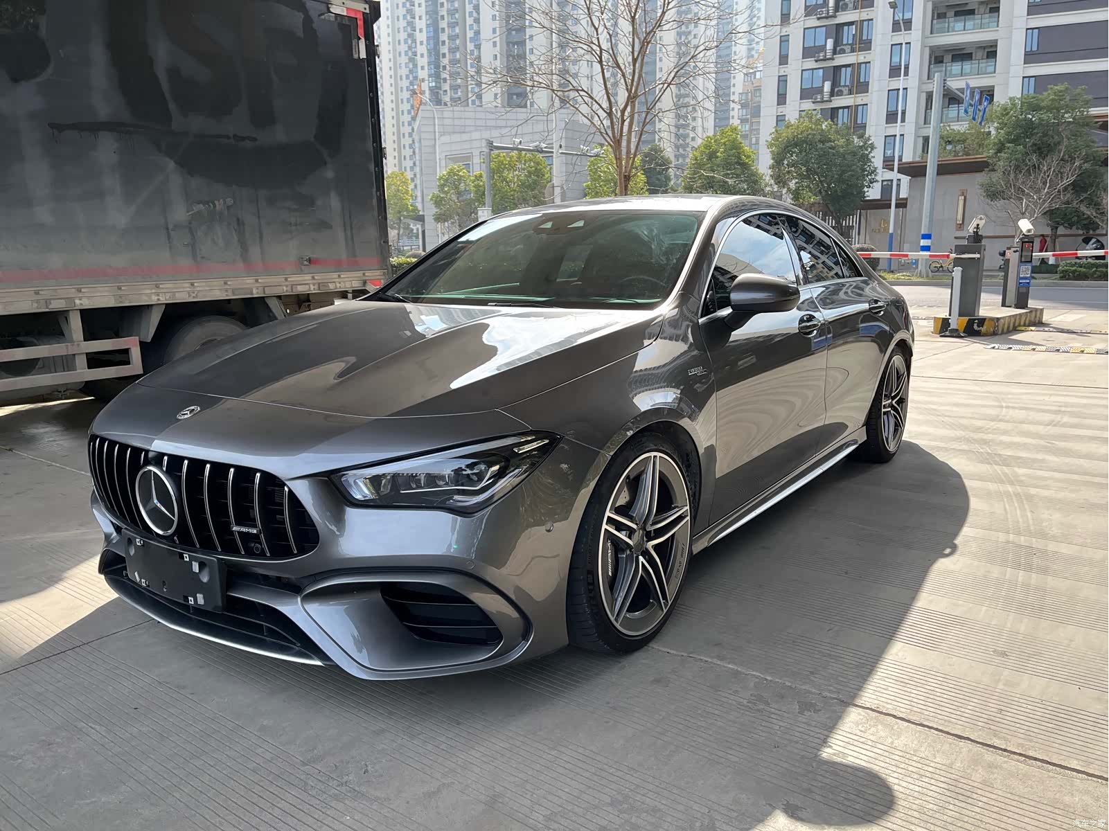 Mercedes-Benz CLA