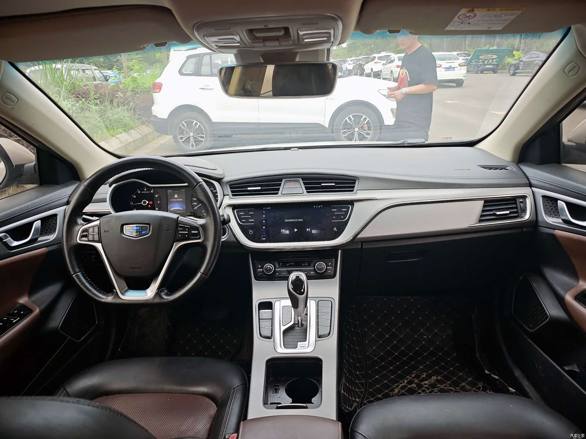 Geely Emgrand, 2018 4