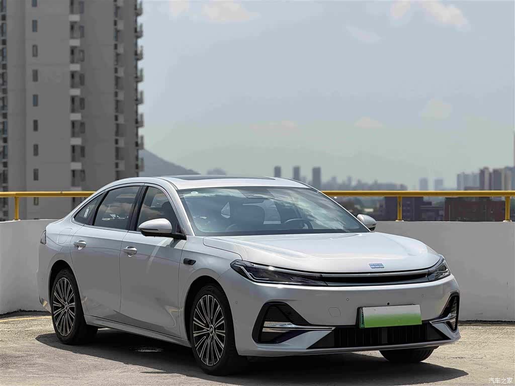 Geely A7, 2025 3