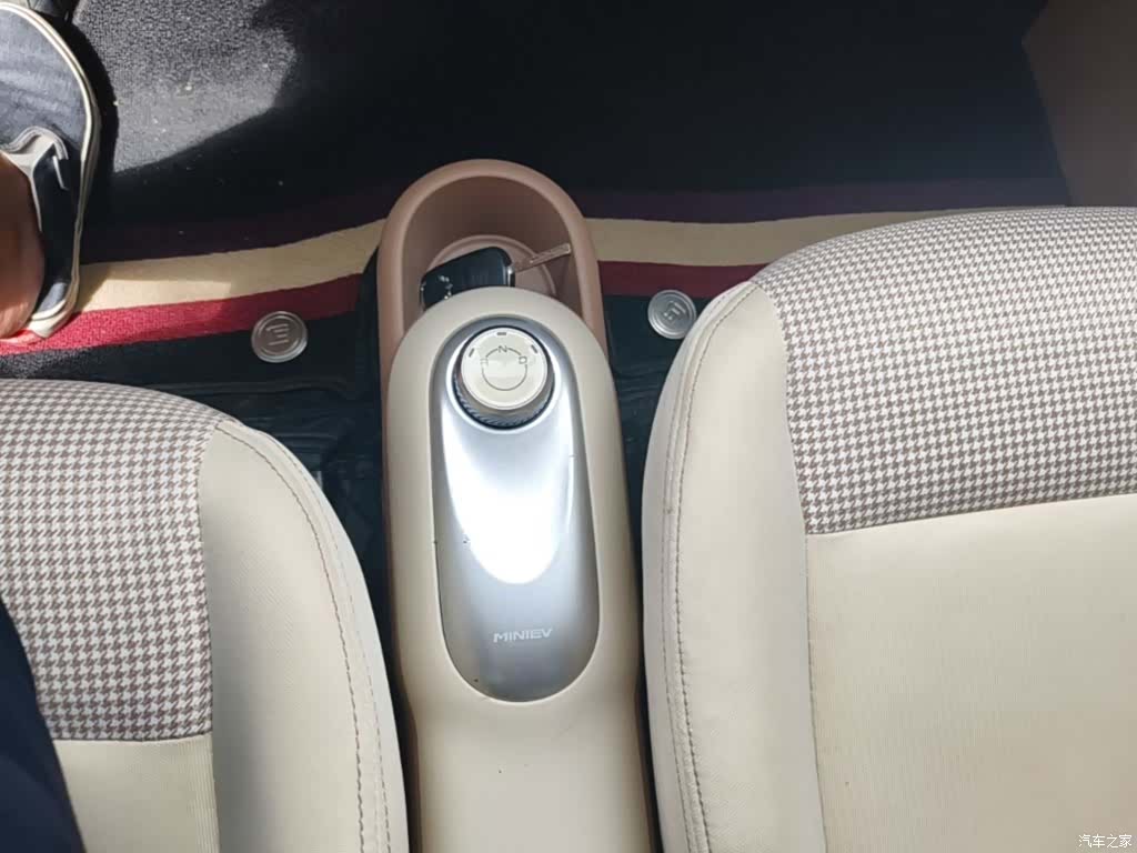 Wuling MINIEV, 2025 14
