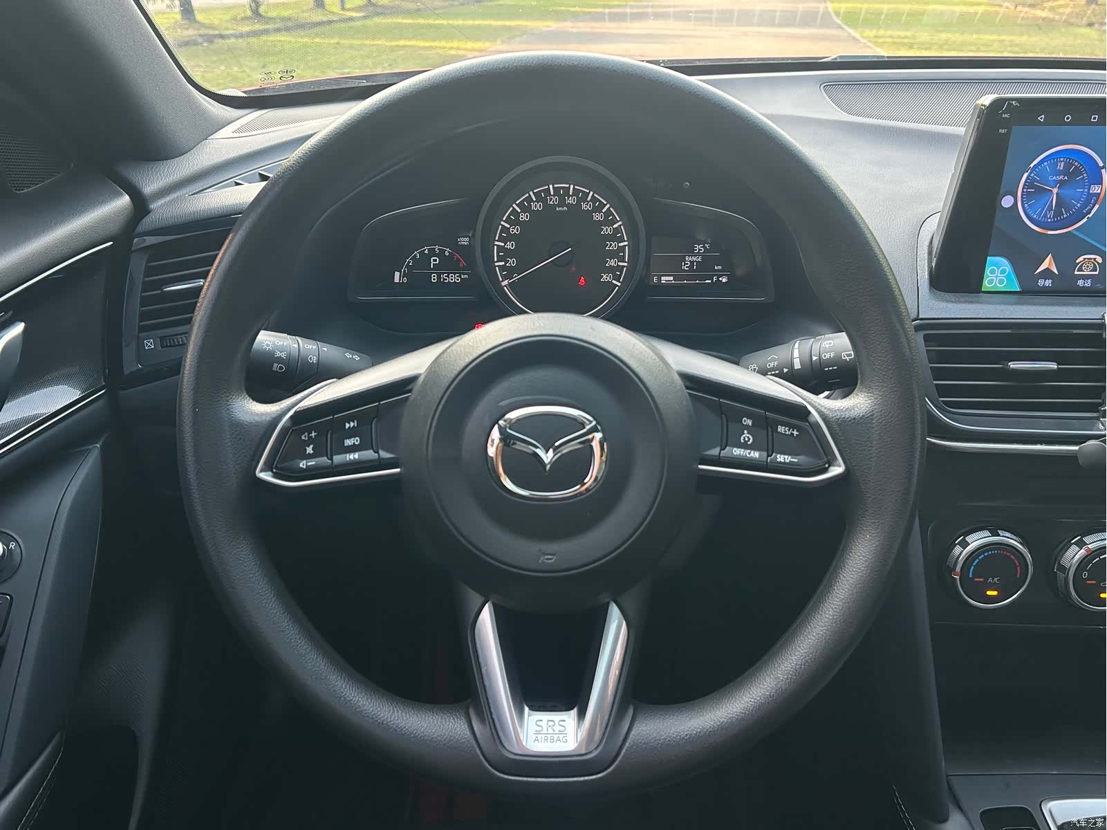 Mazda CX-4, 2023 12