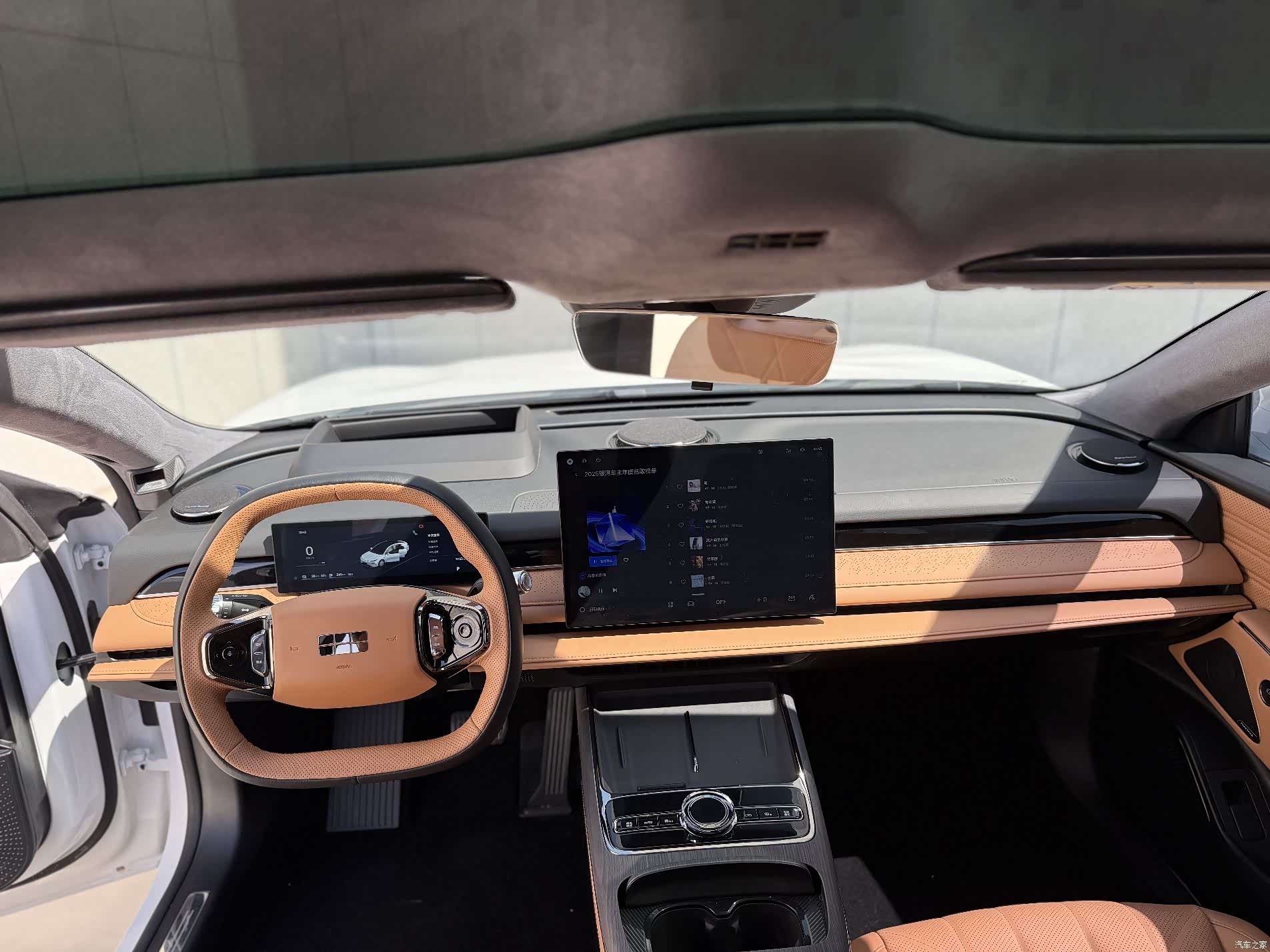 Geely 8, 2025 6
