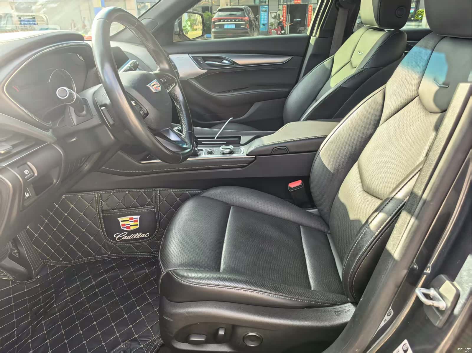 Cadillac CT5, 2021 4