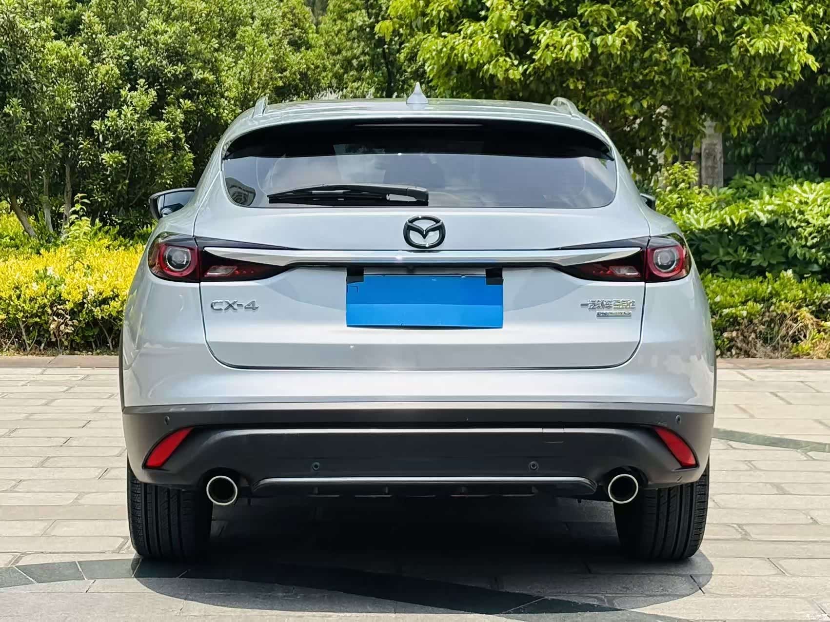 Mazda CX-4, 2020 все фото