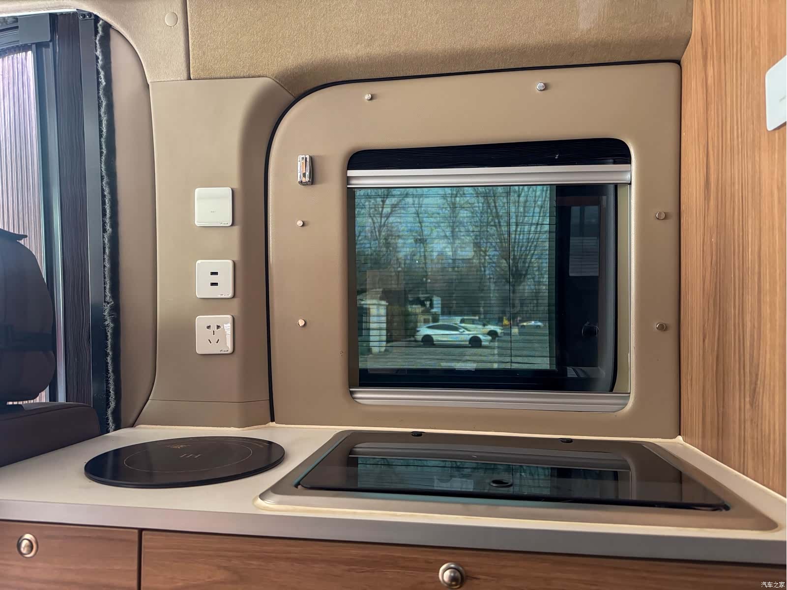 Maxus V90, 2021 24