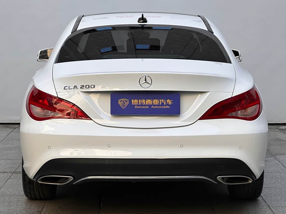 Mercedes-Benz CLA