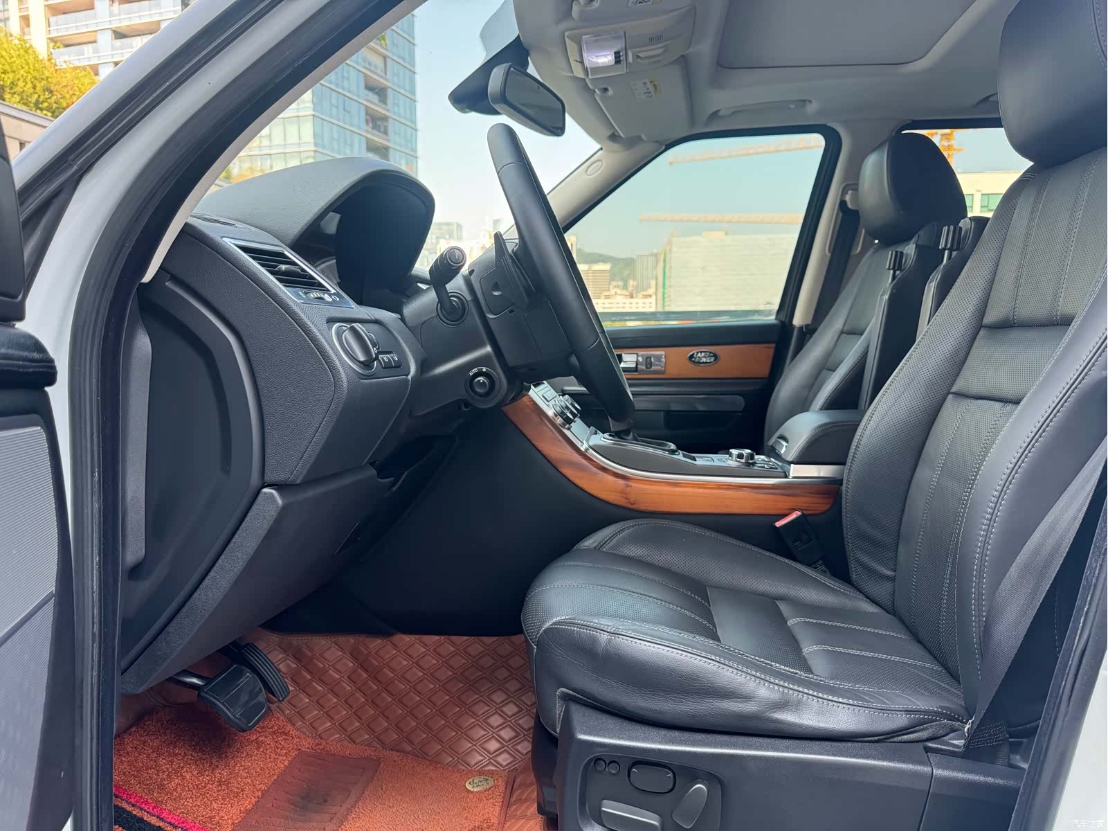 Land Rover Range Rover, 2011 9