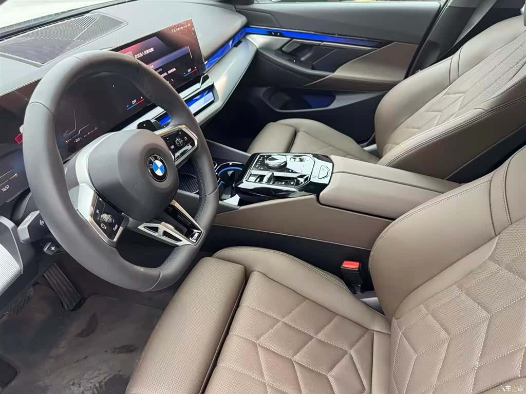 BMW 5 Series, 2025 8
