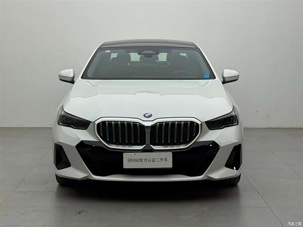 BMW 5 Series, 2025 2