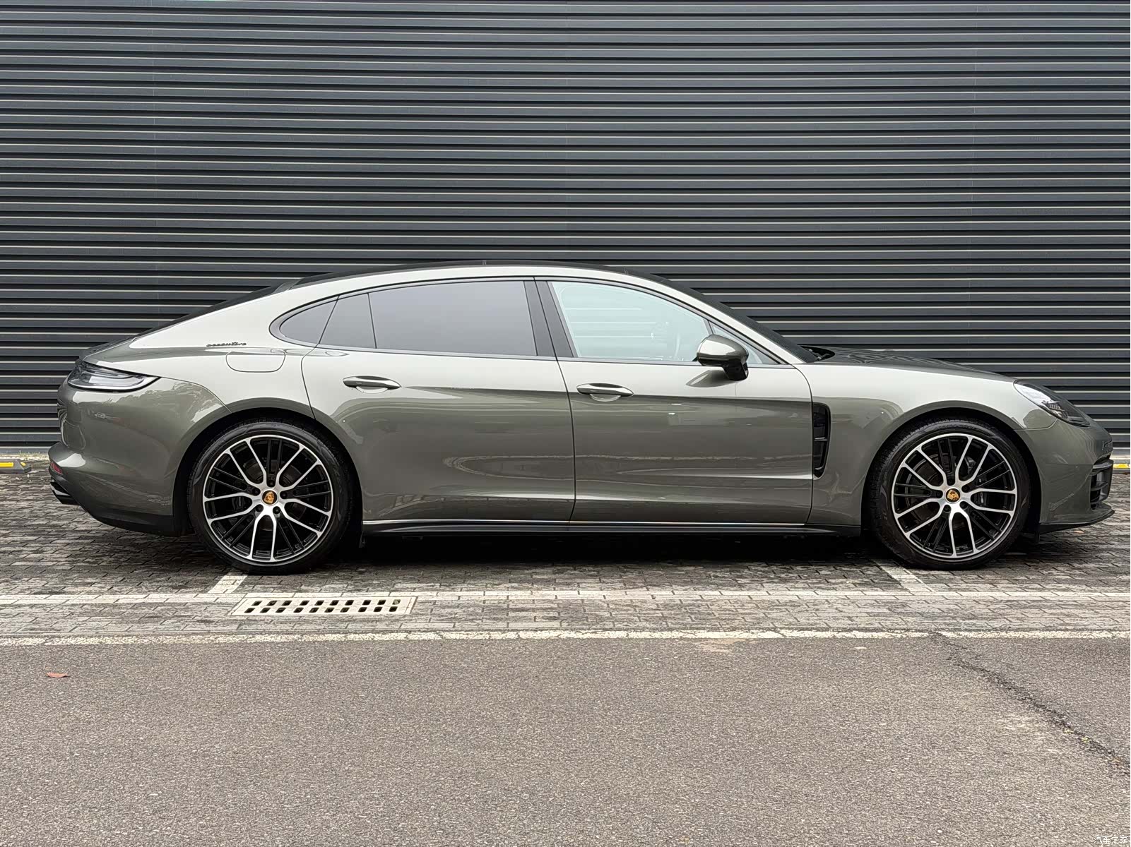 Porsche Panamera, 2024 3