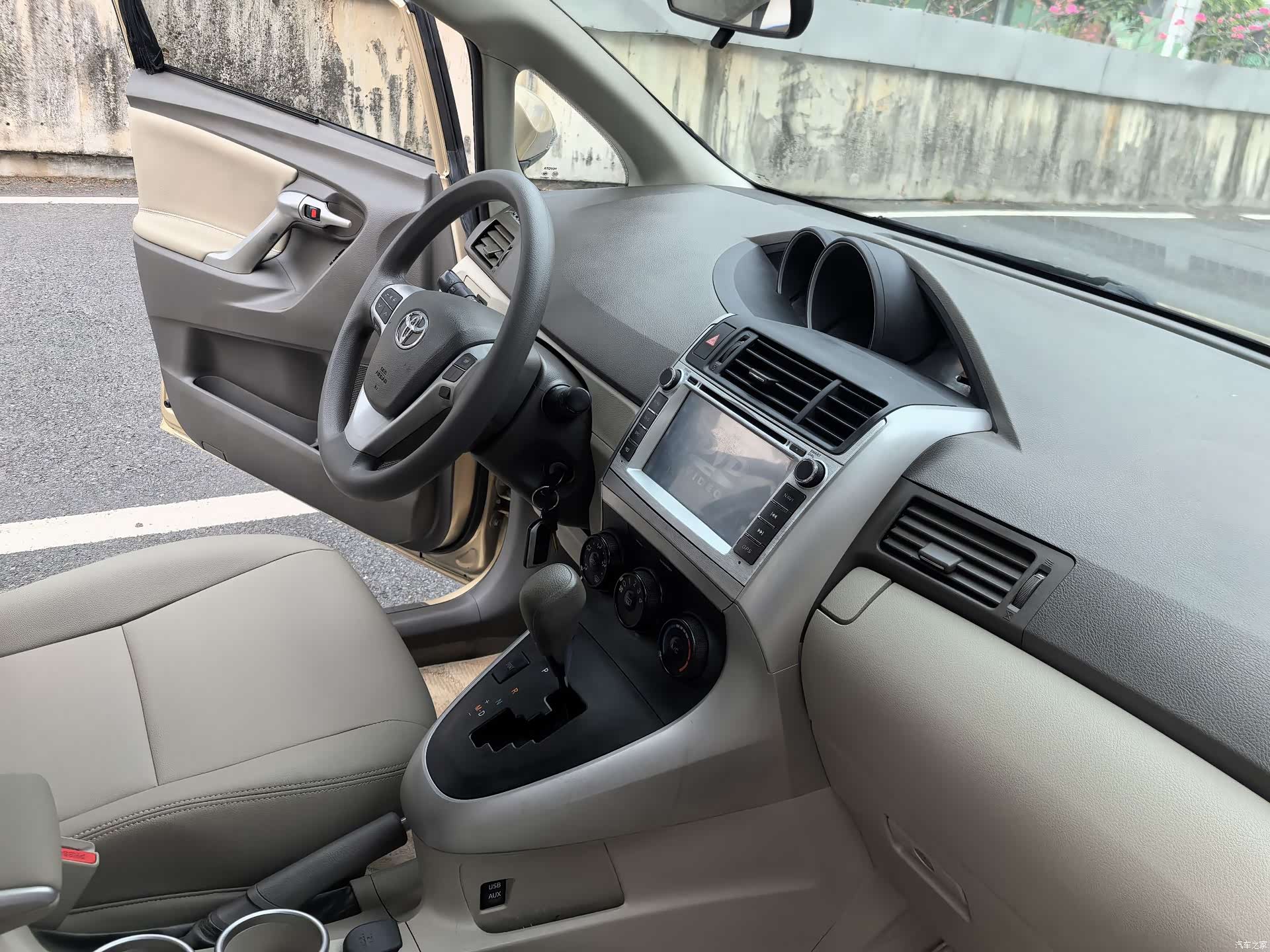 Toyota 180E, 2014 10