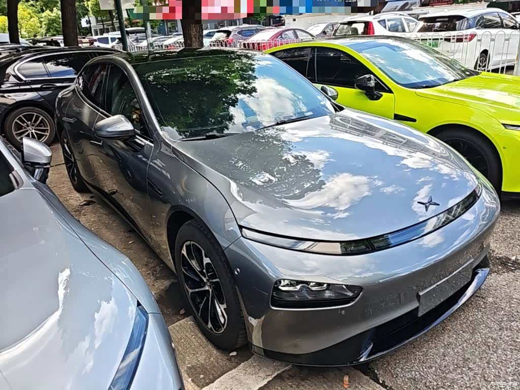 Xpeng P7, 2022 4