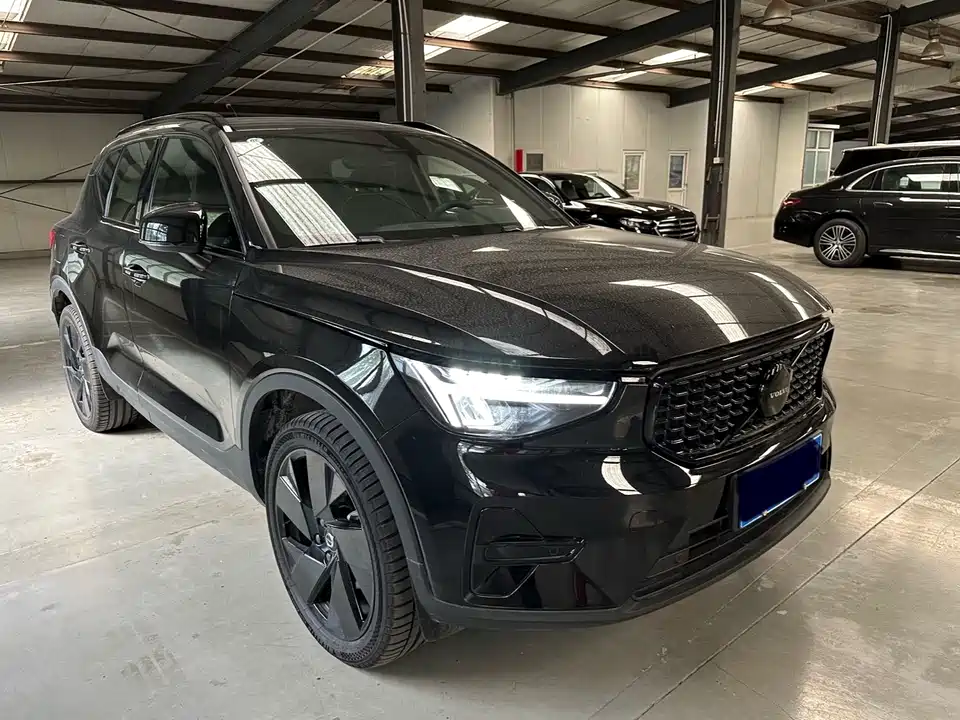 Volvo XC40