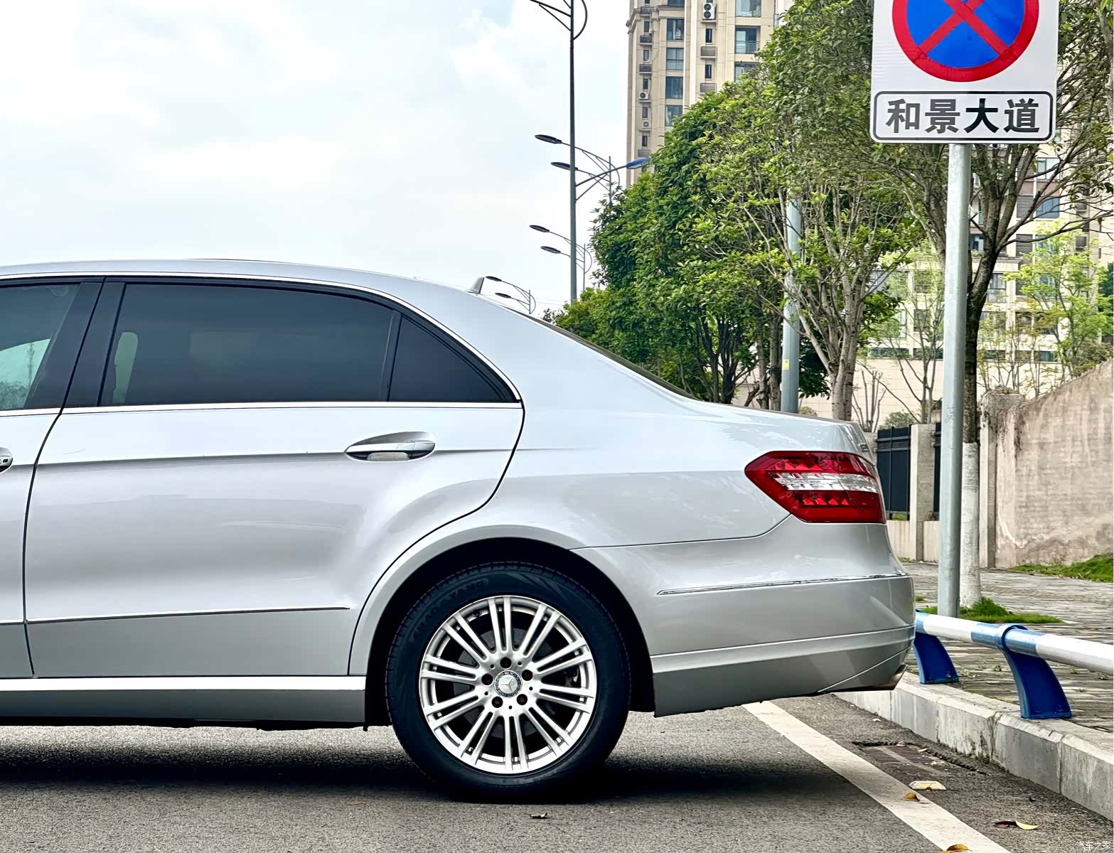 Mercedes-Benz E-Class, 2012 15
