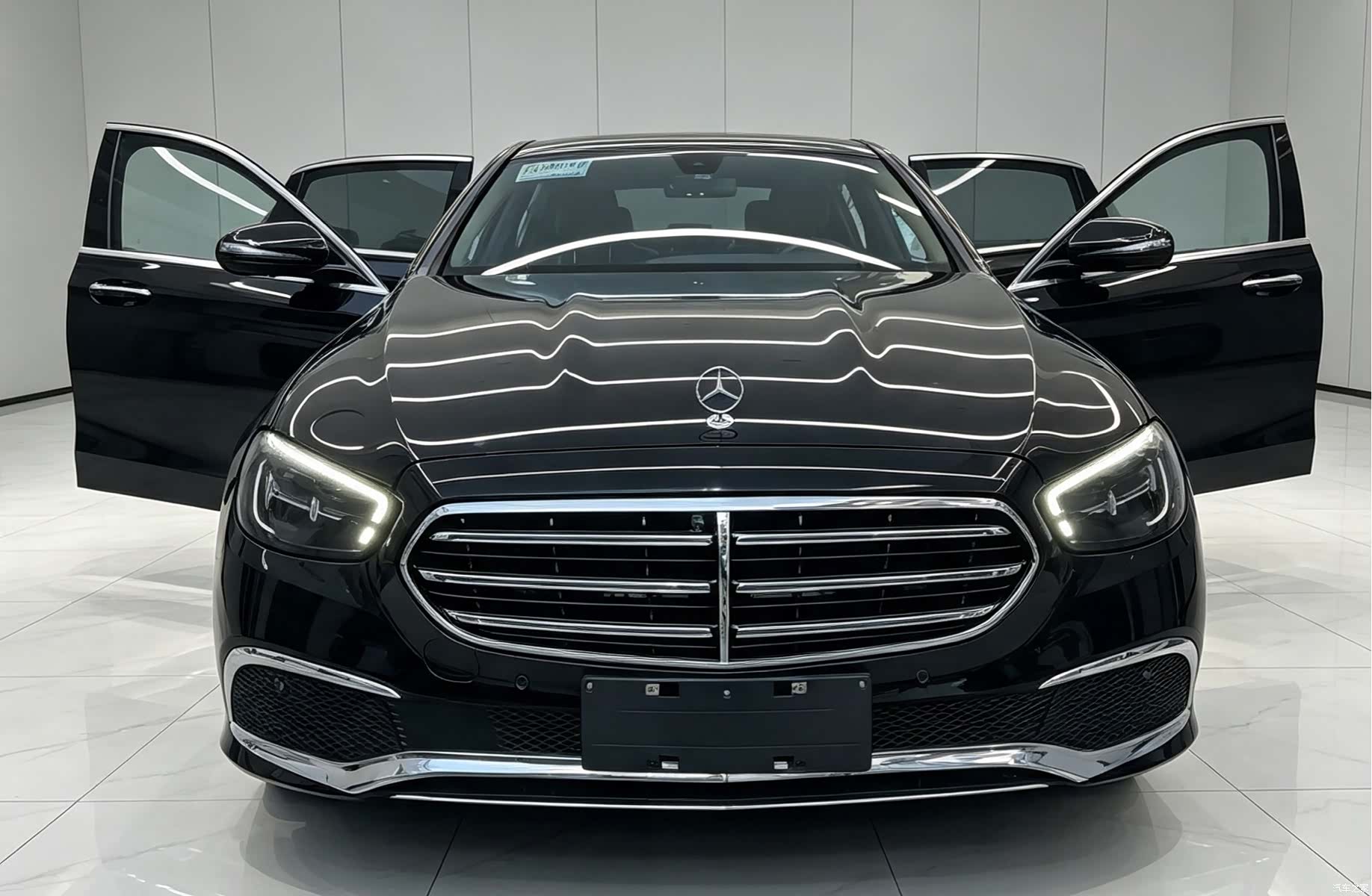 Mercedes-Benz E-Class, 2022 1