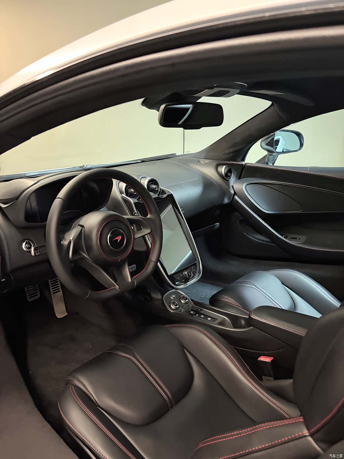 McLaren 570, 2016 10