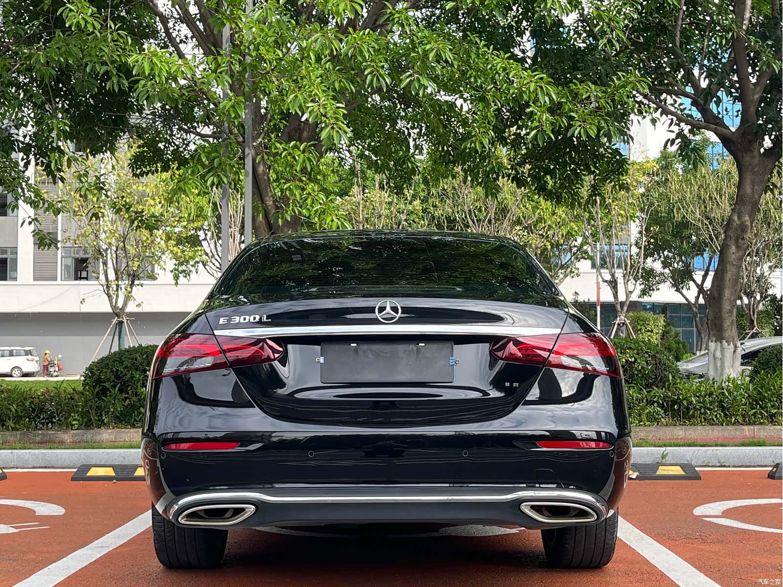 Mercedes-Benz E-Class, 2023 8