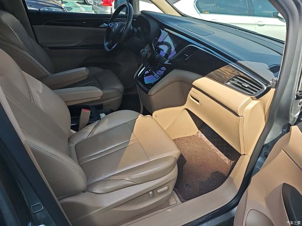 Buick GL8, 2020 25