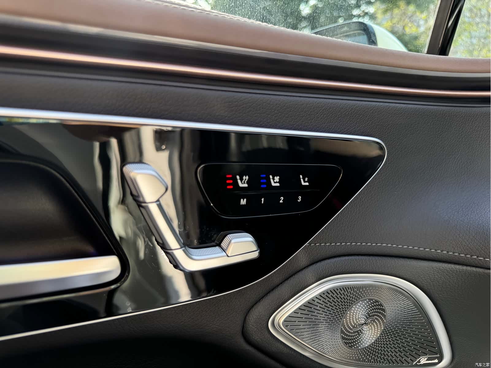 Mercedes-Benz EQS, 2023 21
