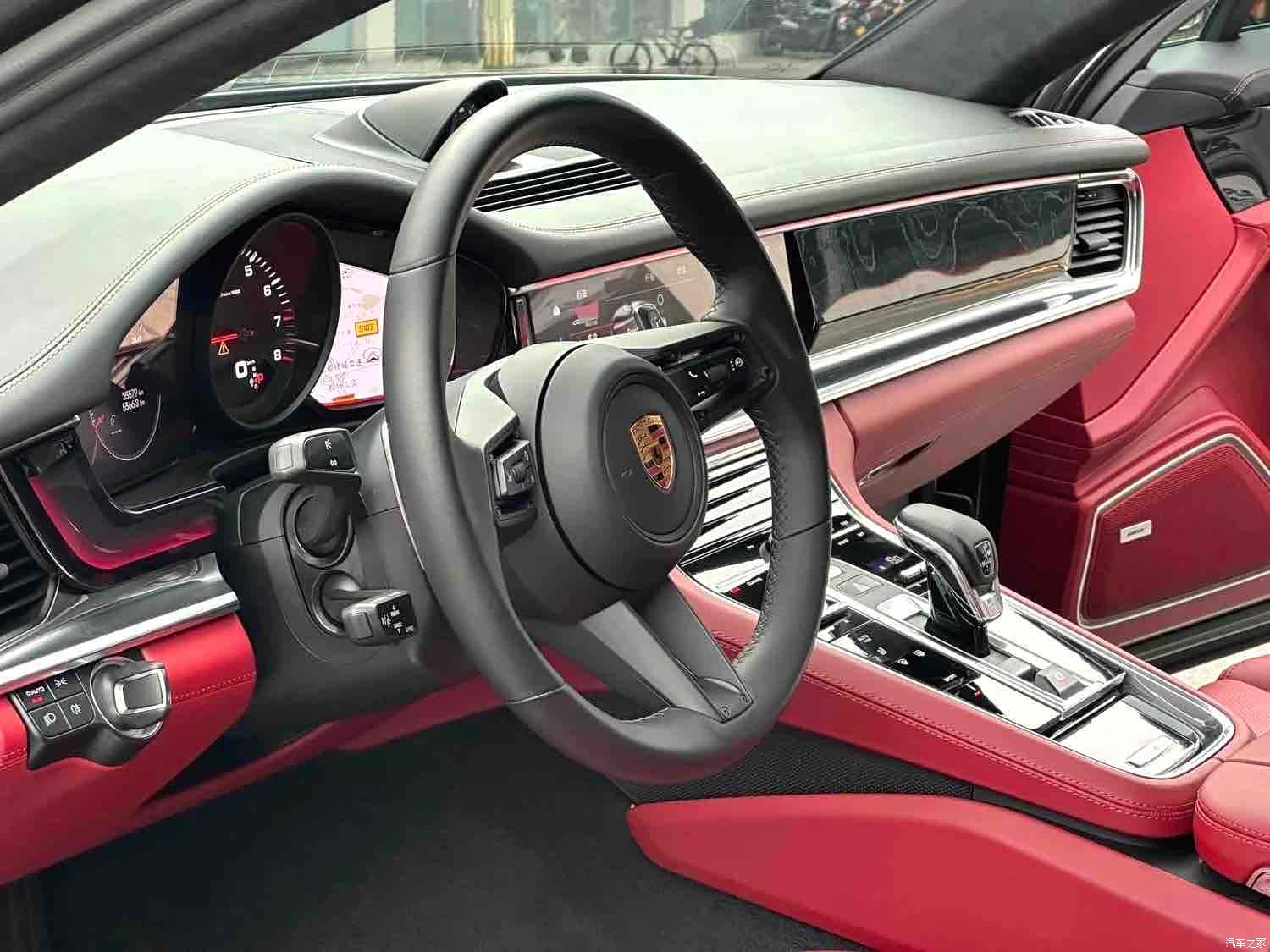 Porsche Panamera, 2022 9
