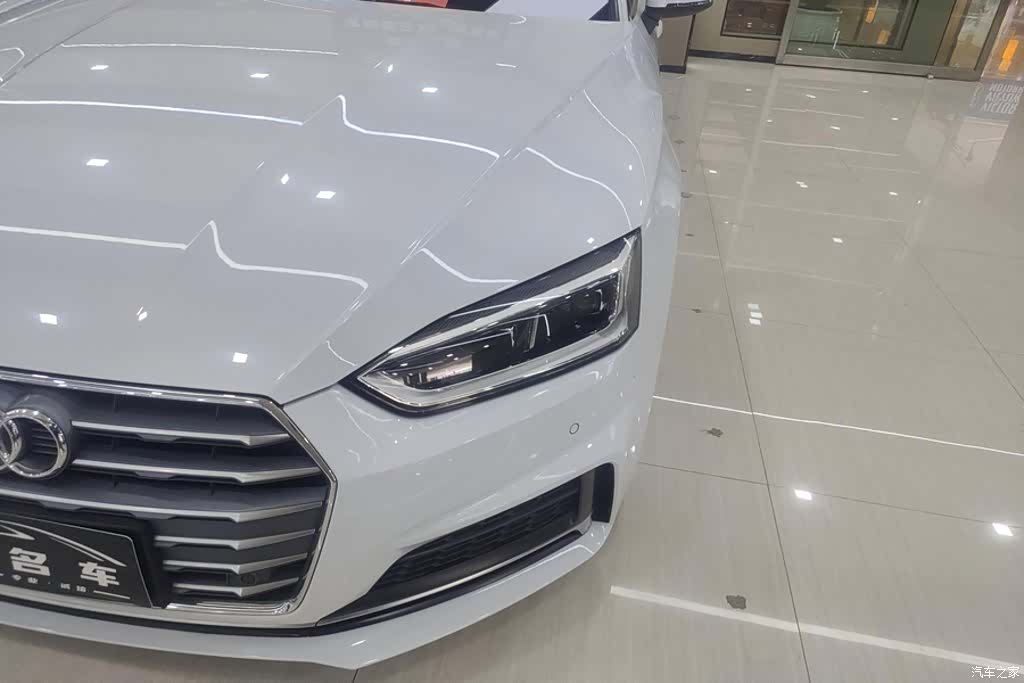 Audi A5, 2019 все фото