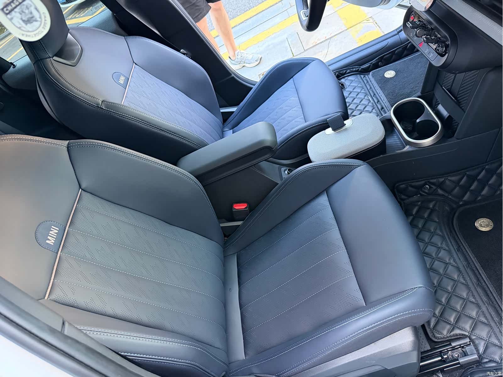 Mini Cooper, 2025 15