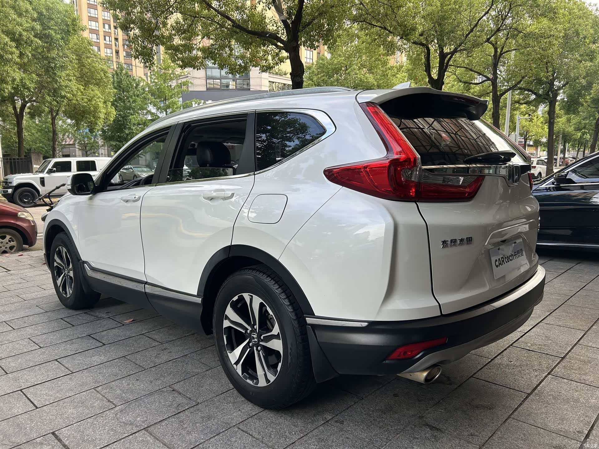 Honda CR-V, 2017 все фото