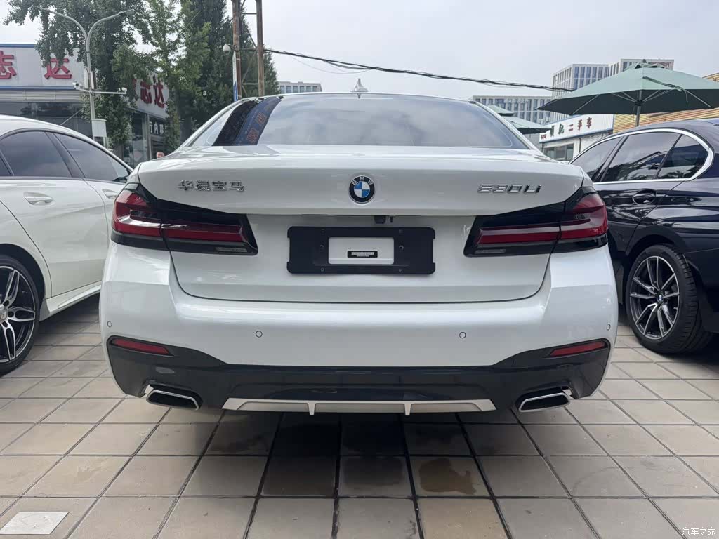 BMW 5 Series, 2023 3