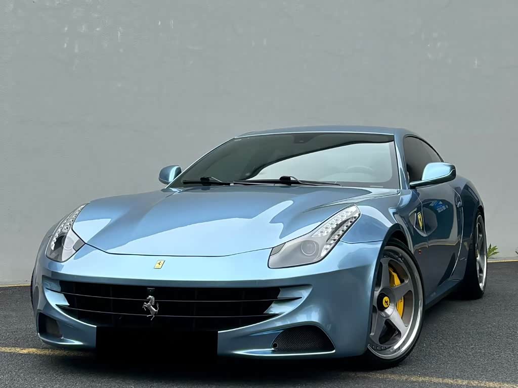 Ferrari FF