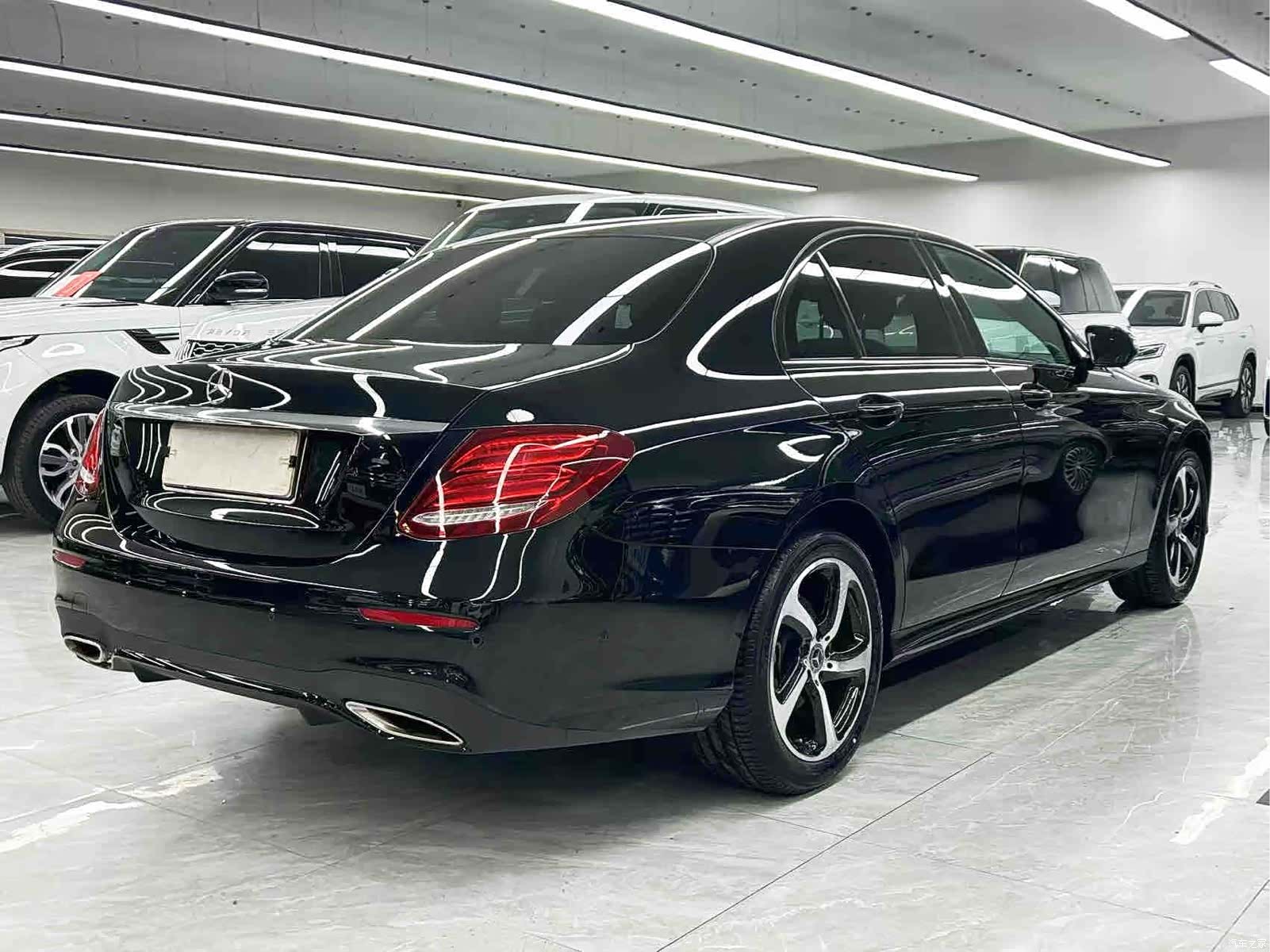 Mercedes-Benz E-Class, 2018 4
