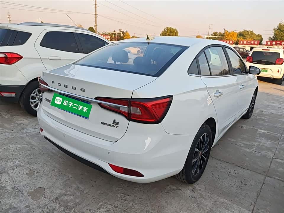 Roewe i5