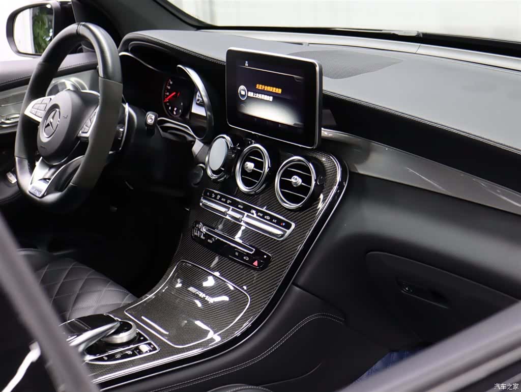 Mercedes-Benz GLC, 2019 22