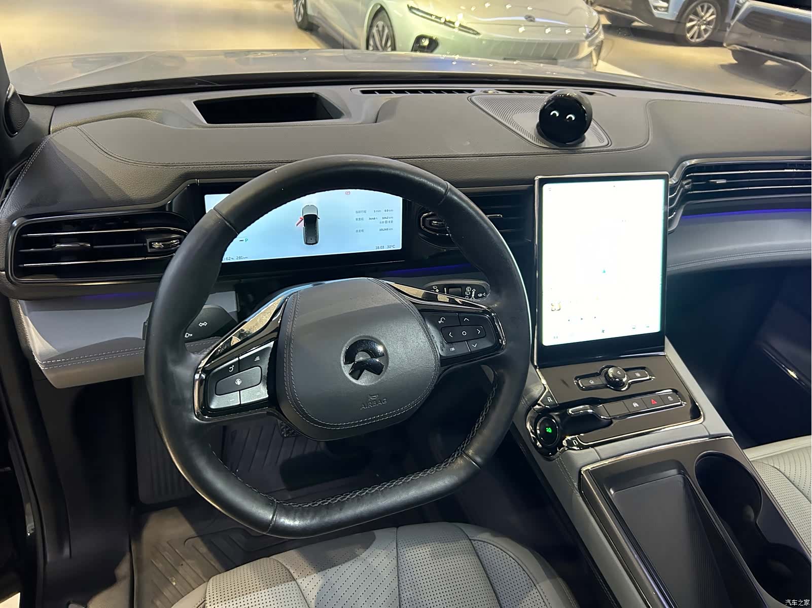 NIO ES8, 2022 7