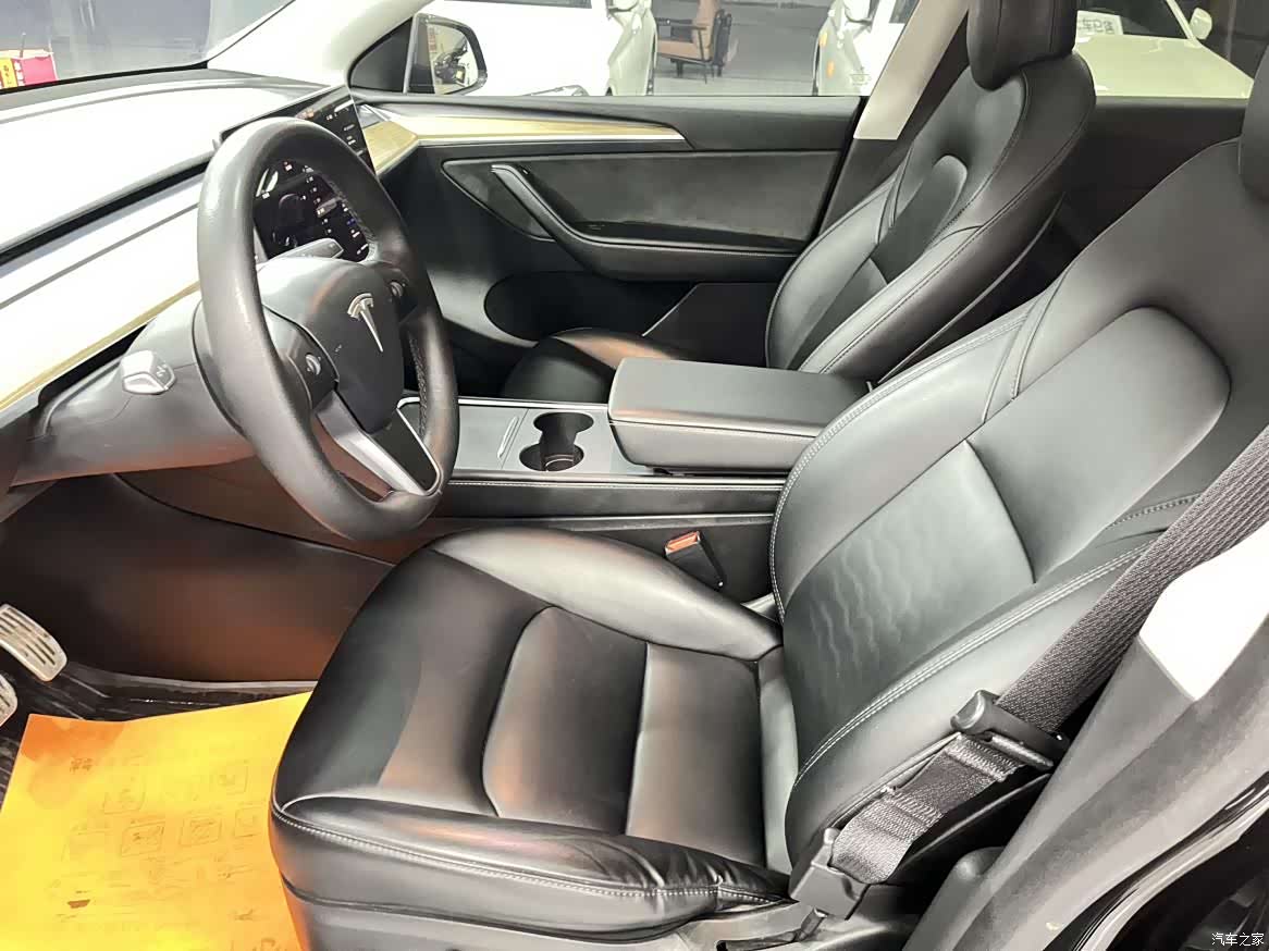 Tesla Model Y, 2022 8