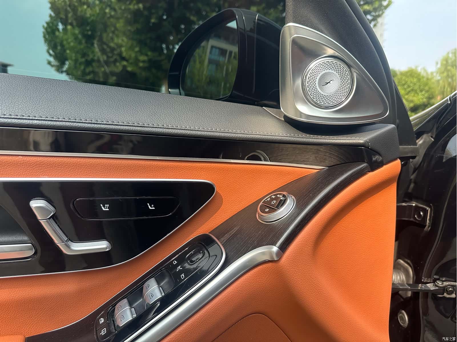 Mercedes-Benz S-Class, 2024 10