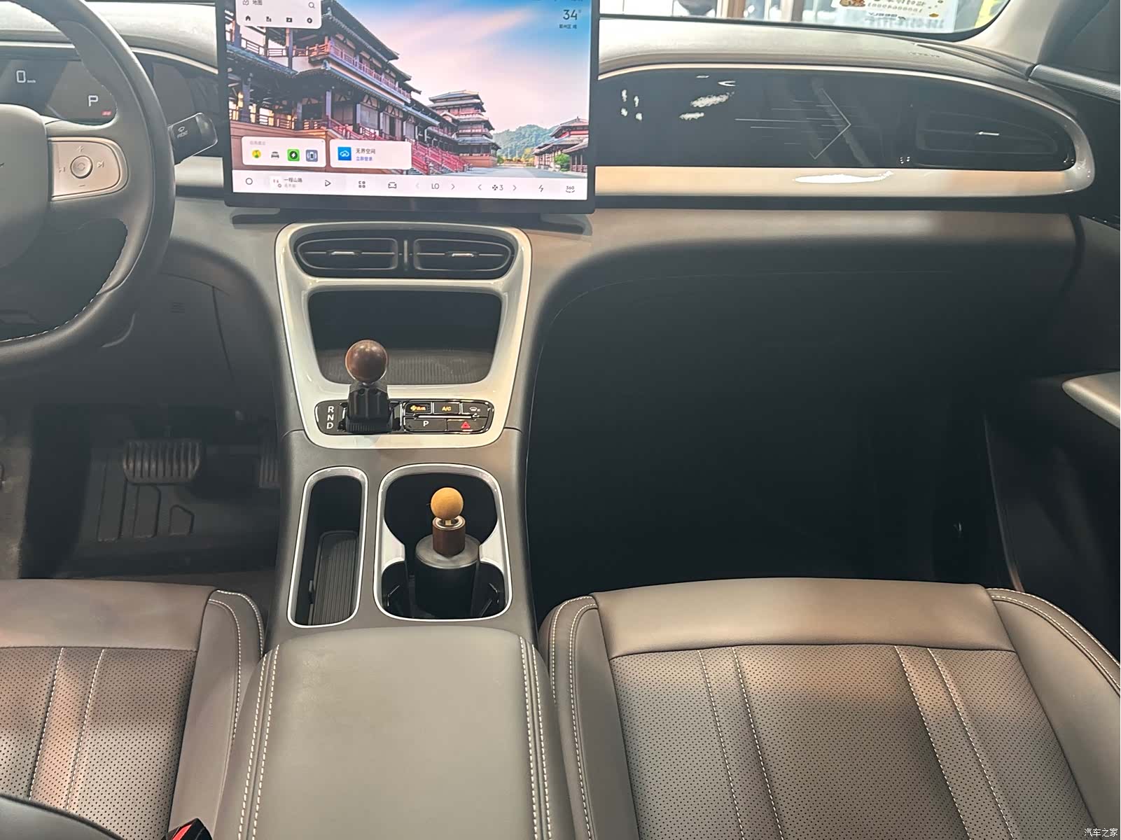 Geely Xingyuan, 2025 10