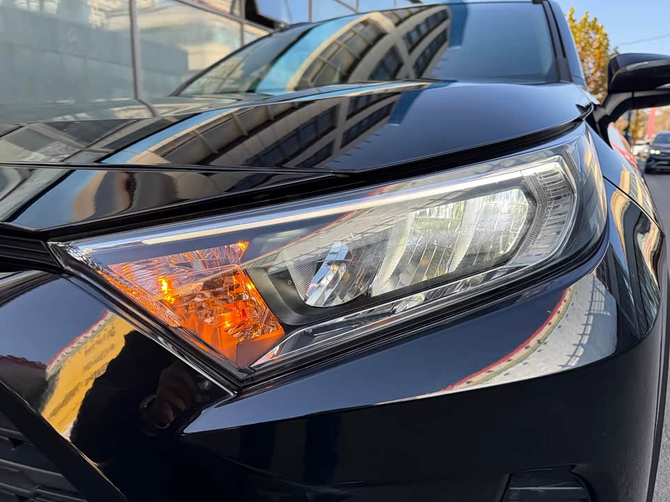 Toyota RAV4 Rongfang