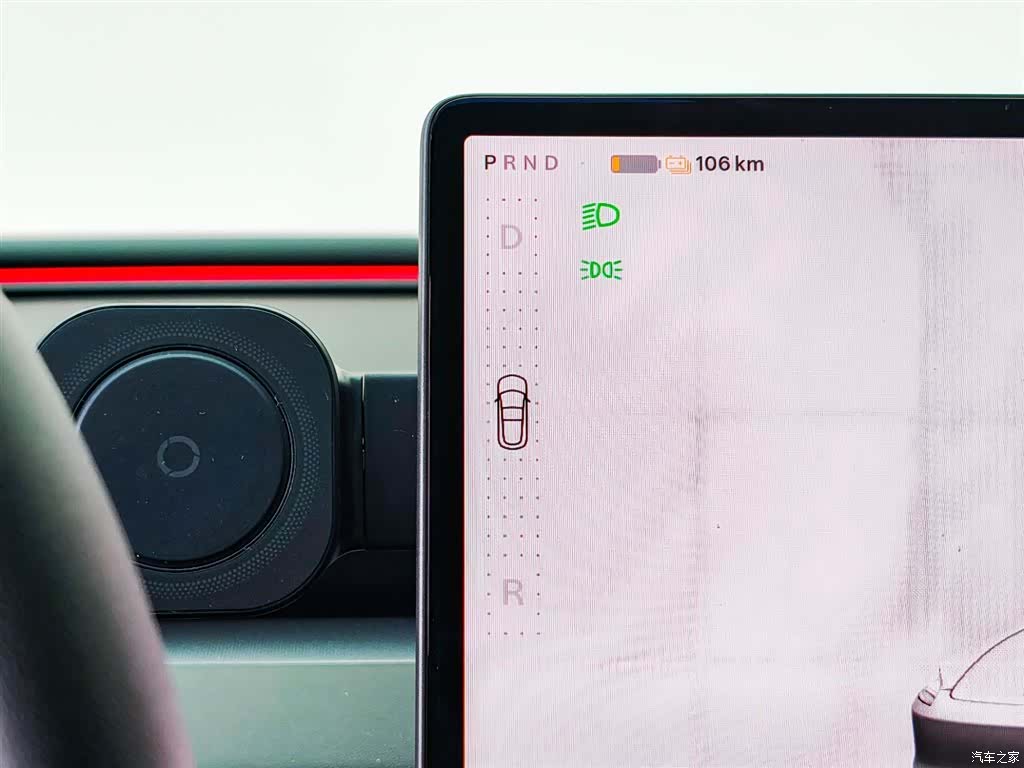 Tesla Model 3, 2025 13