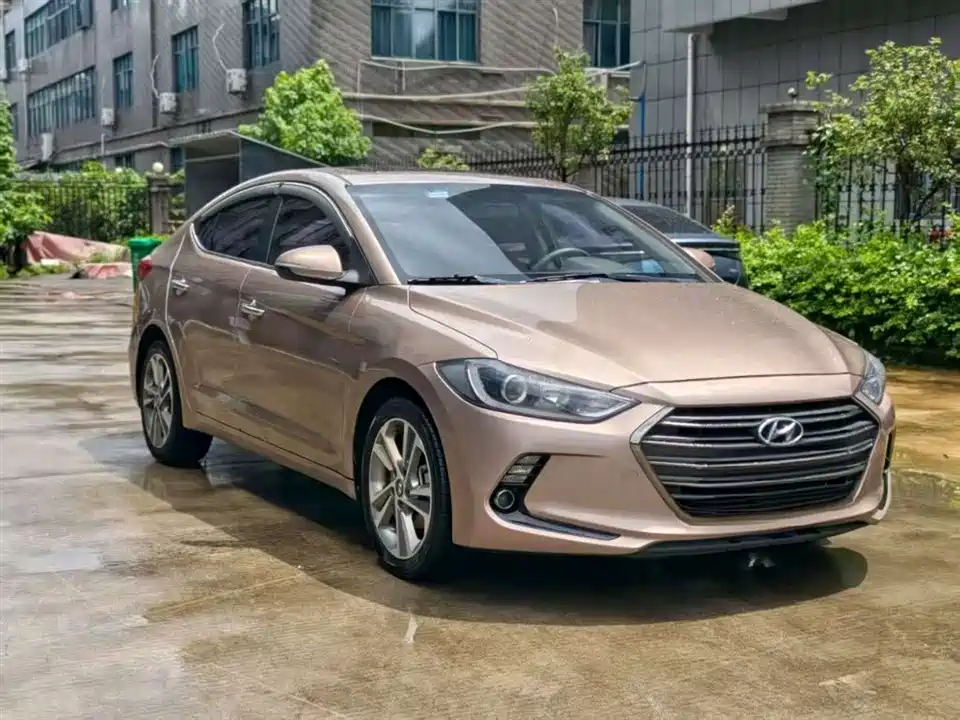 Hyundai Lead